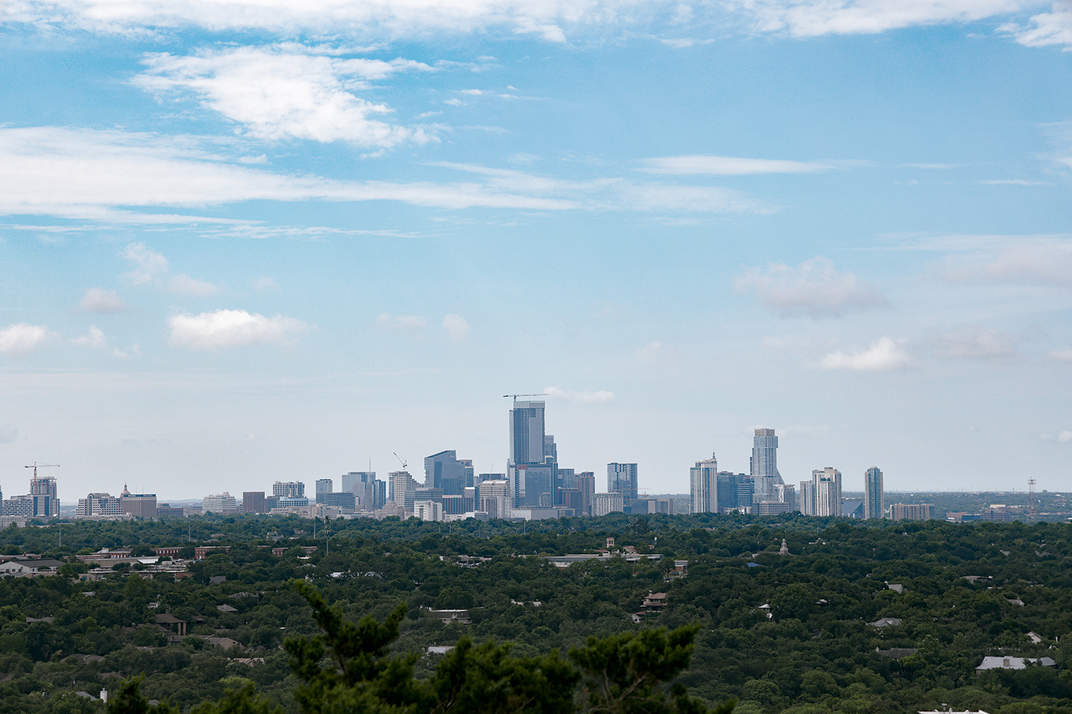 山景色 Mount Bonnell｜オースティン市街を一望できるコロラド川沿いの絶景